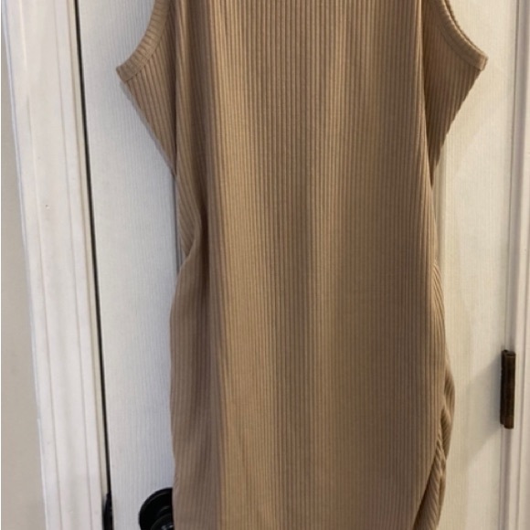 NWOT Ribbed curvy fitted tank dress with ruffled bottom beige XXL - Picture 6 of 8